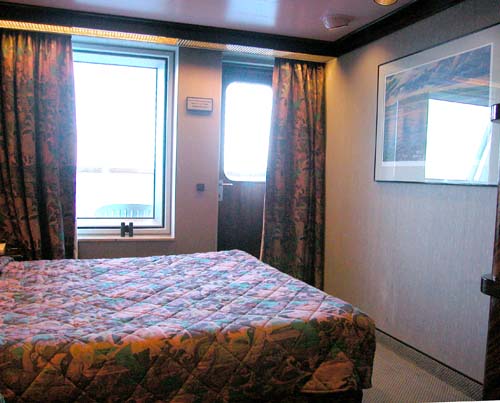 02cabin6688