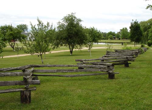 18amishfence0936