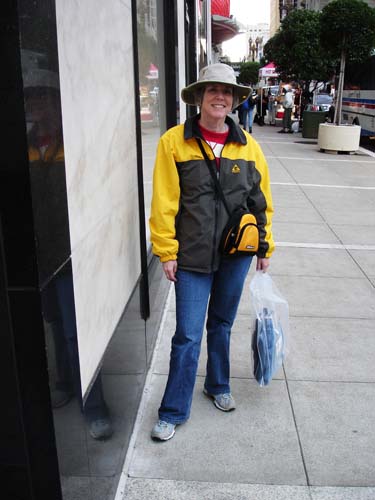 23jneshopping00234