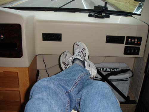 feet2115